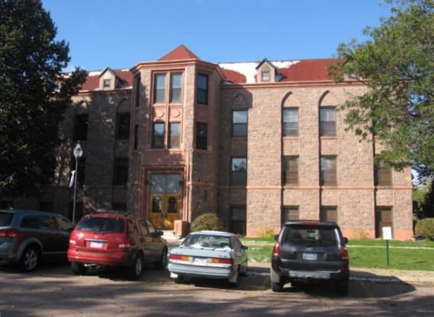 The University of Sioux Falls campus